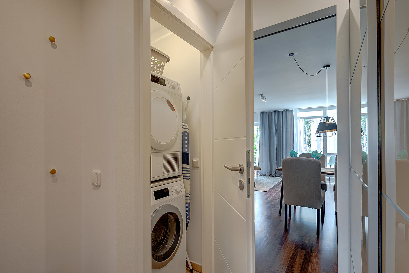 Etagenwohnung mit 2 Zimmern | München-Schwabing | 70434 | ...Hauswirtschaftsraum