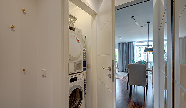 Etagenwohnung mit 2 Zimmern | München-Schwabing | 70434 | ...Hauswirtschaftsraum