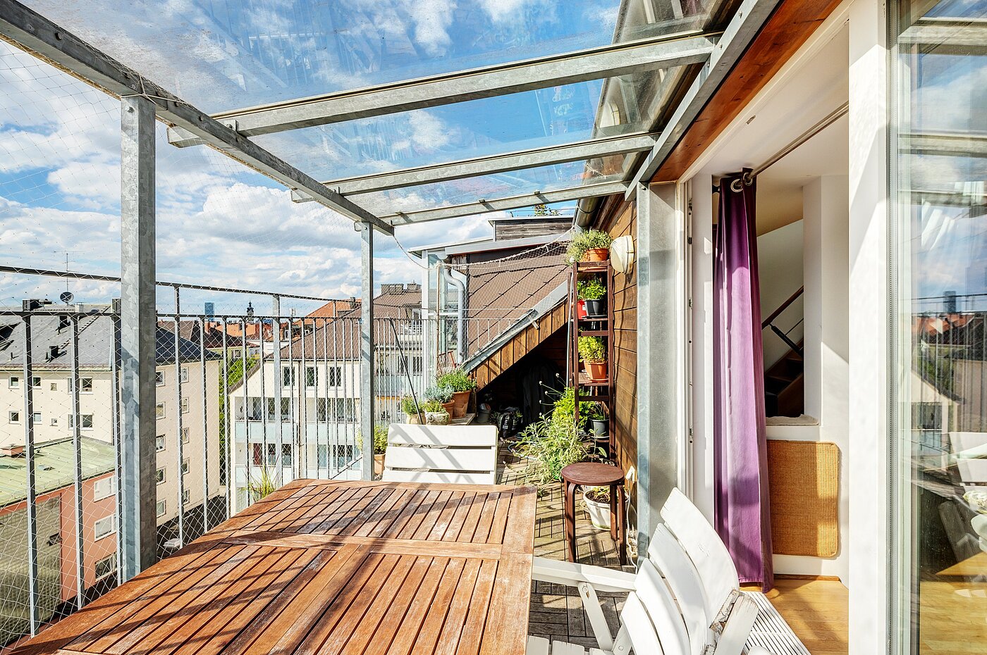 Etagenwohnung mit 5 Zimmern | München-Neuhausen | 70140 | Sonniger Westbalkon