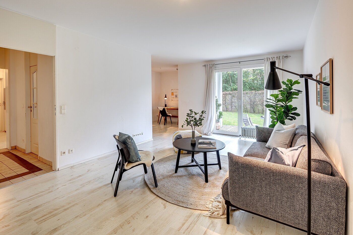 Erdgeschosswohnung mit 2.5 Zimmern | München-Harlaching | 70018 | Offen gestaltet zum...