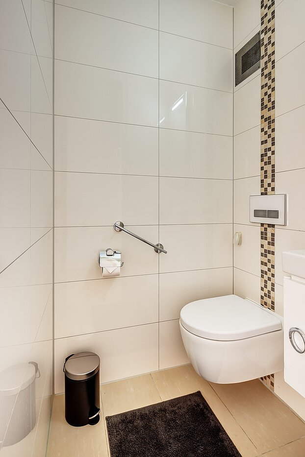 Etagenwohnung mit 2.5 Zimmern | München-Nymphenburg | 2204ML61 | Separates WC