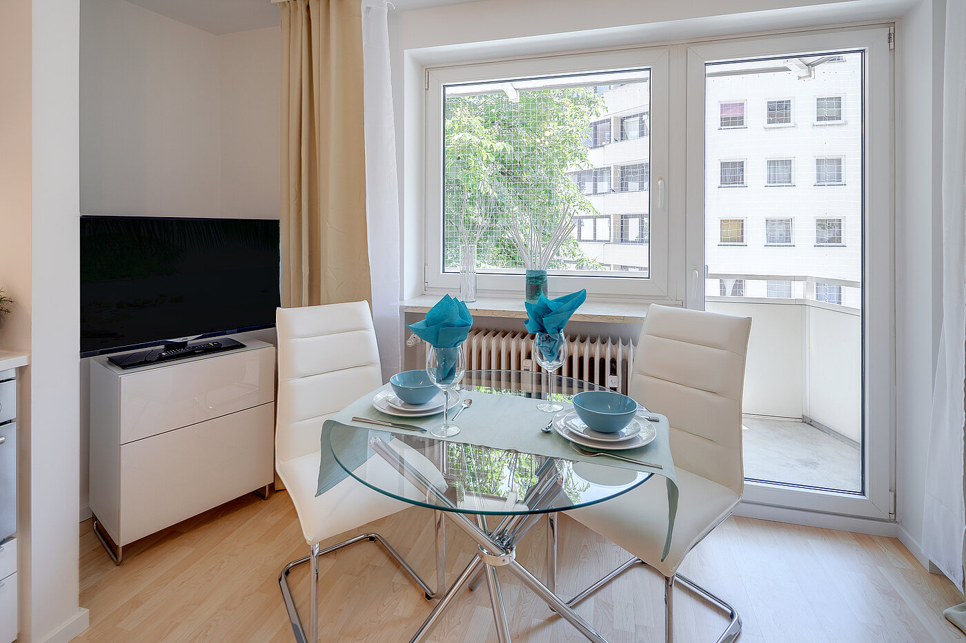 Etagenwohnung mit 1 Zimmer | München-Obergiesing | 70420 | Esstisch