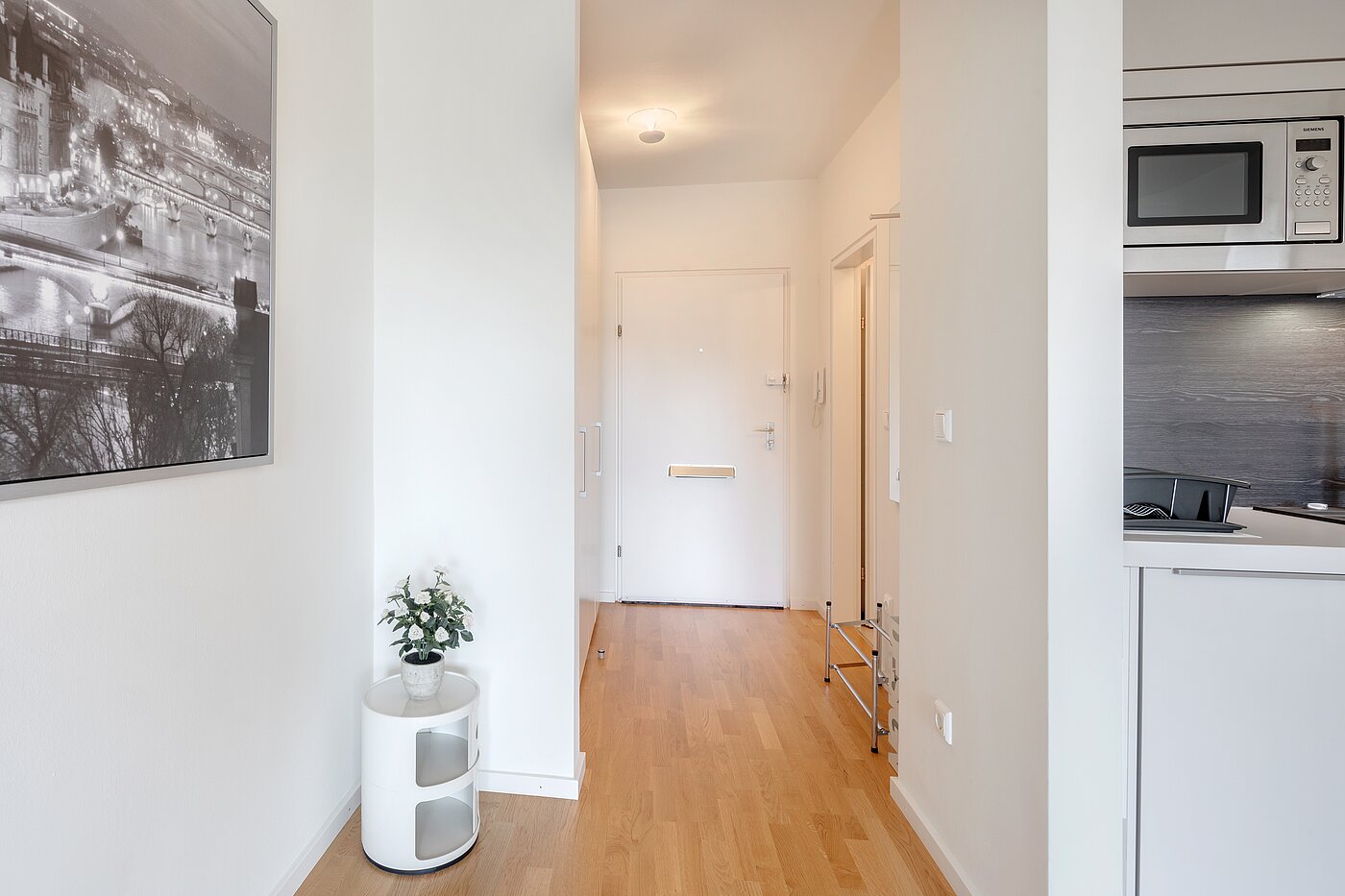 Apartment mit 1 Zimmer | München-Solln | 70499 | Ansprechender Eingangsbereich