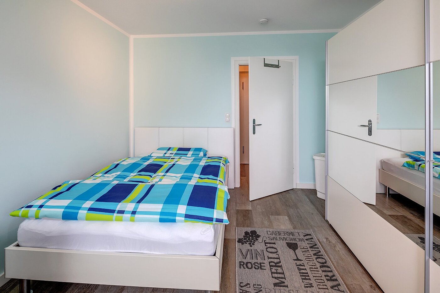 Etagenwohnung mit 2 Zimmern | München-Aubing | 2104ML1 | Schlafen...