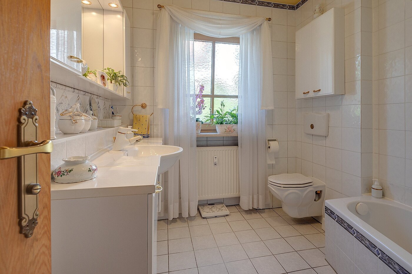 Erdgeschosswohnung mit 3 Zimmern | München-Untermenzing | 1806ML6 | Helles Bad