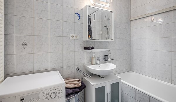 Etagenwohnung mit 1 Zimmer | München-Feldmoching | 70456 | Badezimmer