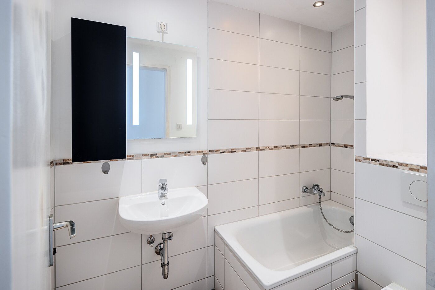 Hochparterre mit 1 Zimmer | München-Obermenzing | 70282 | ...