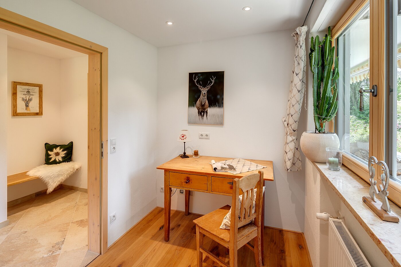 Erdgeschosswohnung mit 2.5 Zimmern | Kreuth | 701351 | Büro