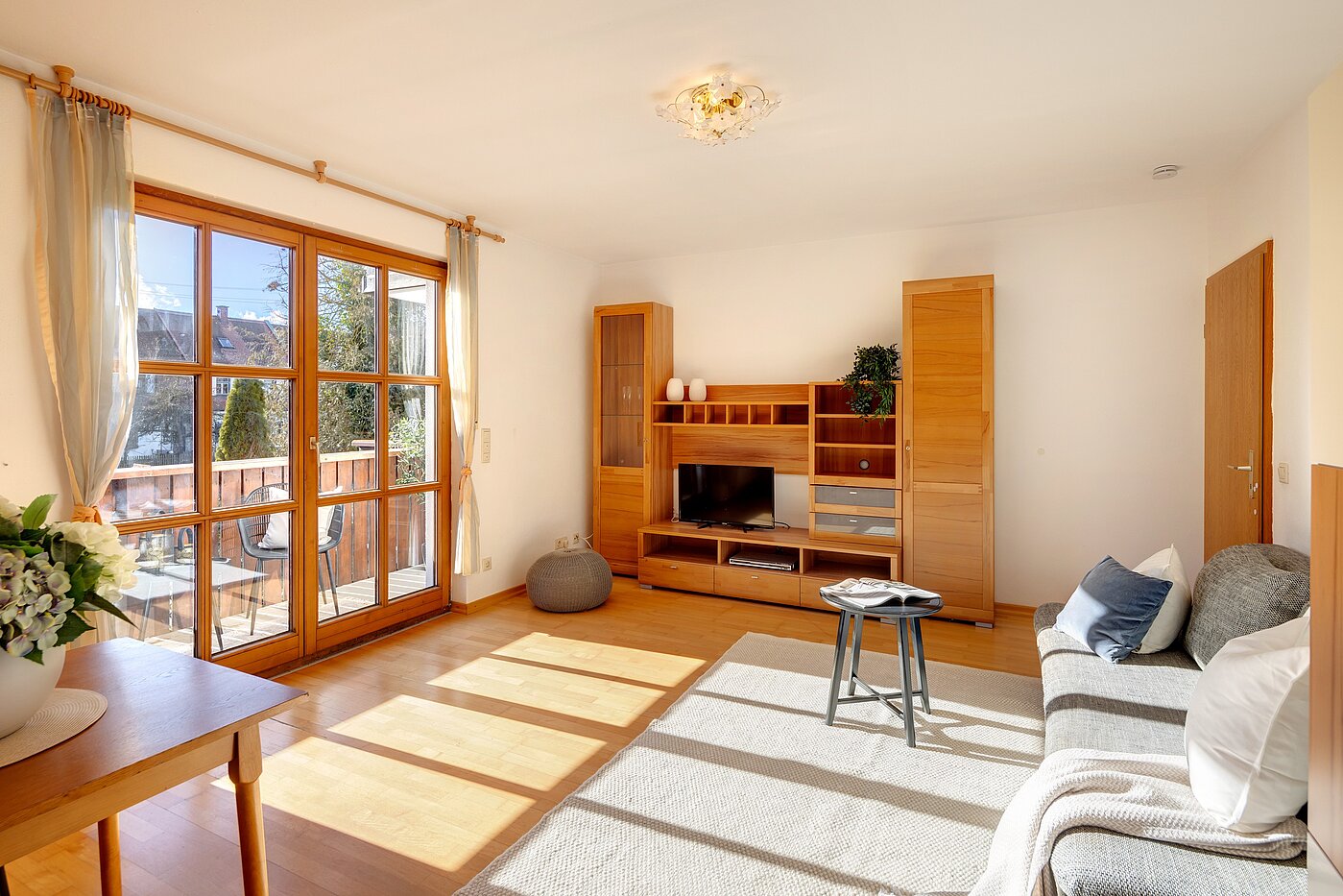 Etagenwohnung mit 2 Zimmern | München-Trudering | 701781 | Wohnen und...