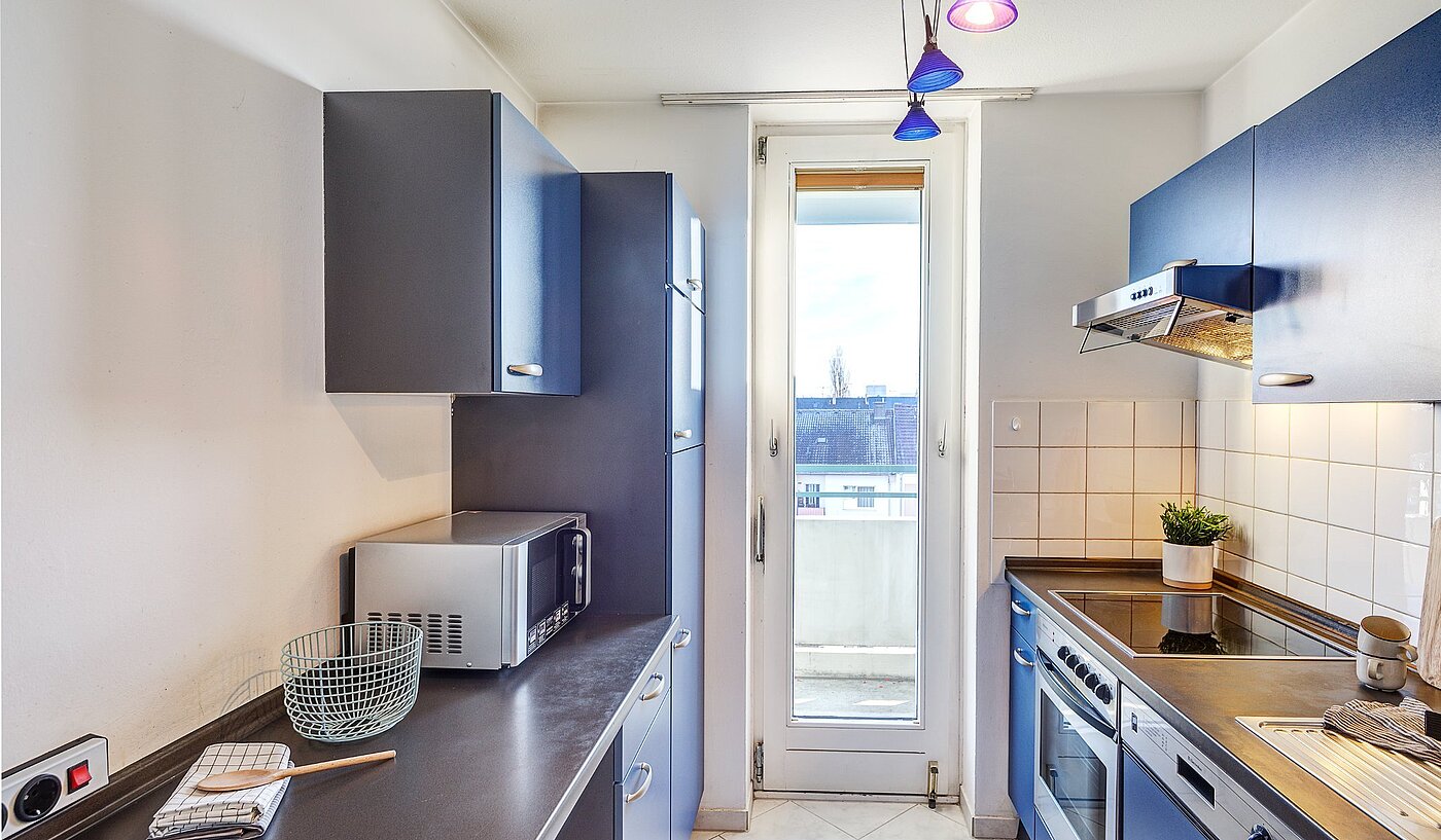 Etagenwohnung mit 2 Zimmern | München-Sendling-Westpark | 2010ML9 | Helle Einbauküche...