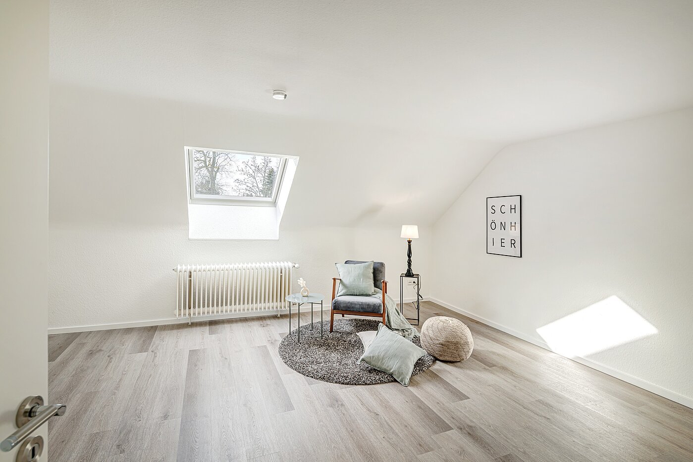 Reihenmittelhaus mit 5 Zimmern | Unterschleißheim | 70187 | Gemütliches Studio im DG...