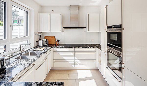 Doppelhaushälfte mit 6 Zimmern | München-Pasing | 2007ML5 | ...zur offenen Küche...