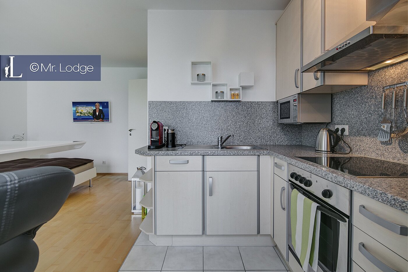 Etagenwohnung mit 1 Zimmer | München-Thalkirchen | 1705ML8 | Blick von der Küche