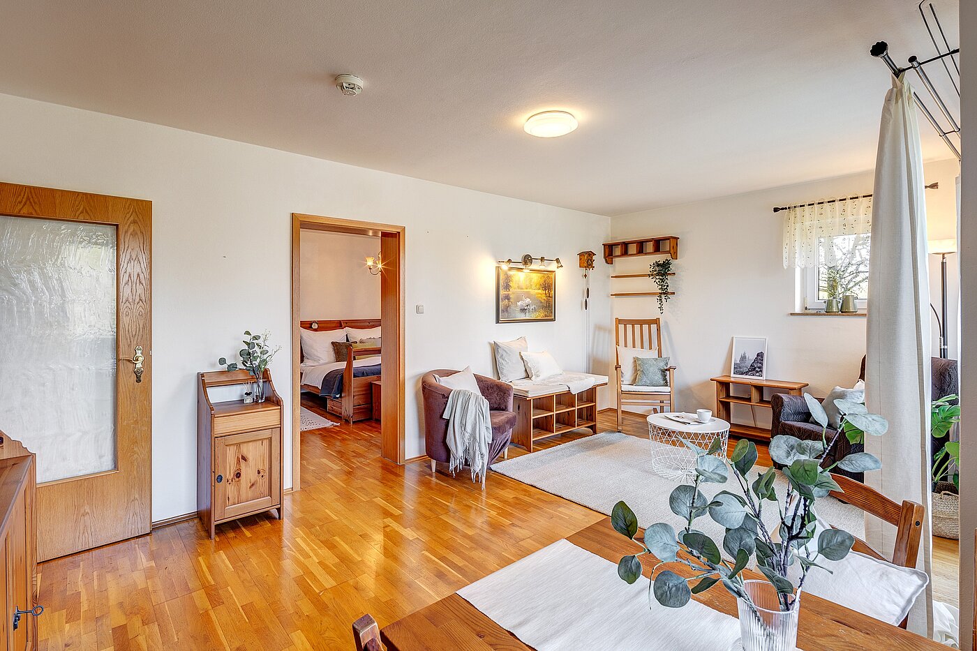 Etagenwohnung mit 3 Zimmern | München-Forstenried | 2204ML1 | Helles Wohnzimmer mit...