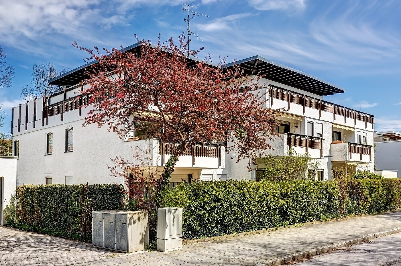 Etagenwohnung mit 2.5 Zimmern | München-Obermenzing | 700191 | Ansicht von der Straße