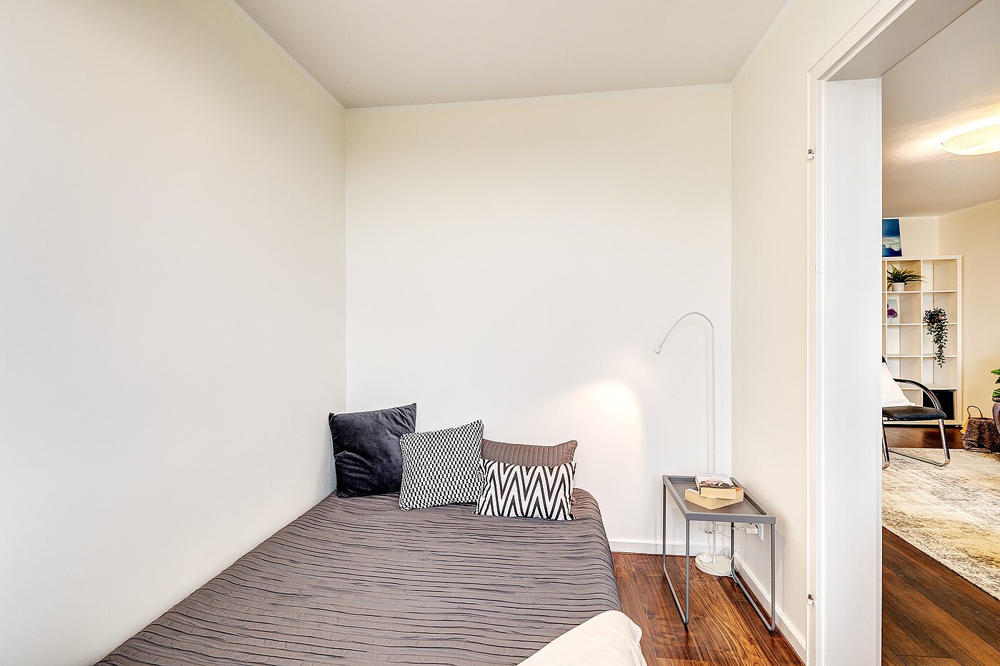 Etagenwohnung mit 2 Zimmern | München-Bogenhausen | 2206ML3 | ...das Schlafzimmer