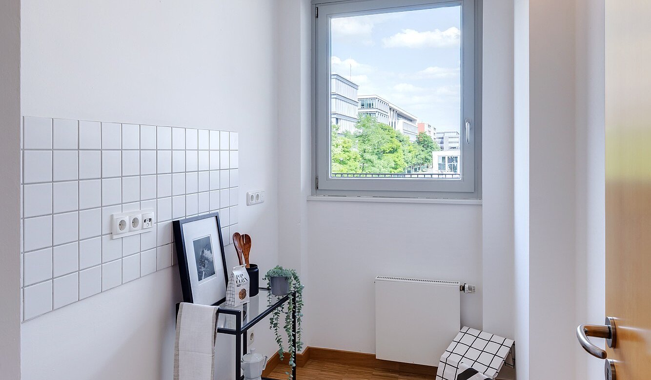 Etagenwohnung mit 2 Zimmern | München-Schwanthalerhöhe | 2206ML11 | Blick in die Küche...