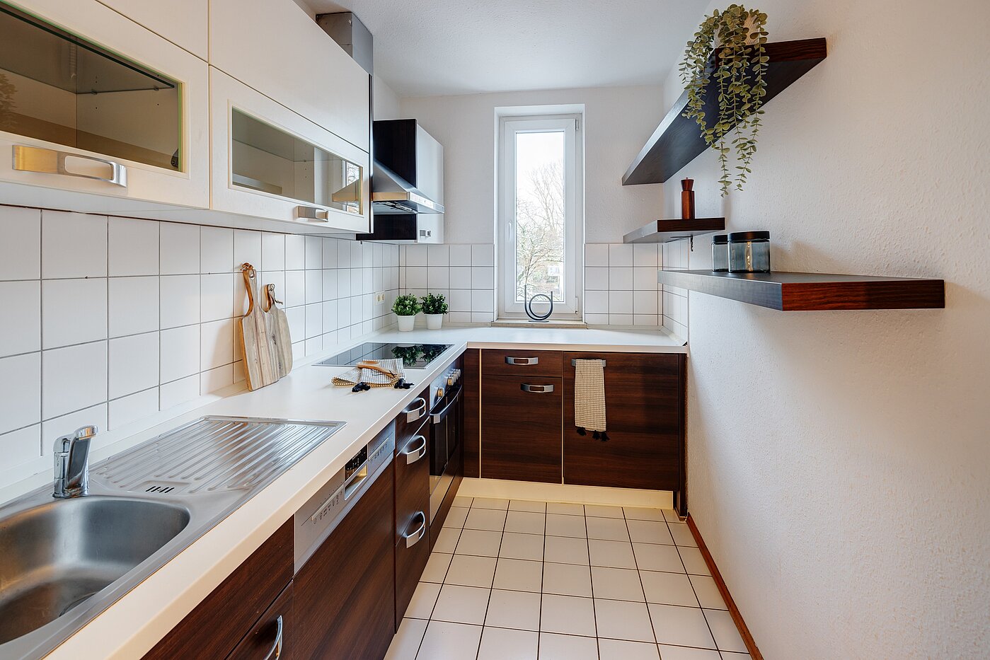Etagenwohnung mit 3 Zimmern | München-Bogenhausen | 70085 | ...und mit Fenster