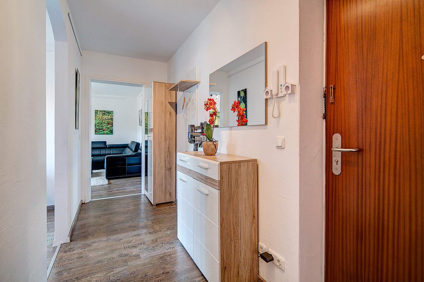 Etagenwohnung mit 2.5 Zimmern | München-Maxvorstadt | 702031 | Diele mit...