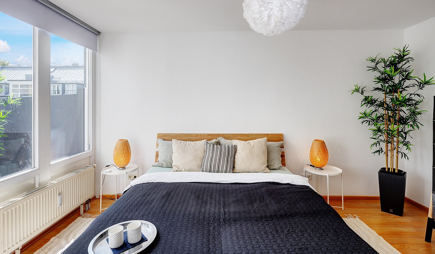 Etagenwohnung mit 2 Zimmern | München-Obersendling | 70039 | Große Fensterflächen auch hier