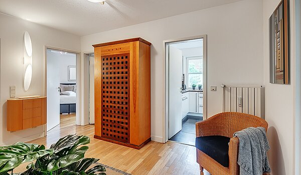 Etagenwohnung mit 3 Zimmern | München-Harlaching | 2108ML3 | ...und schöner Diele