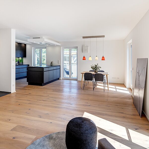 Obermenzing: 4-Zimmer Maisonette Traum in ruhiger Lage