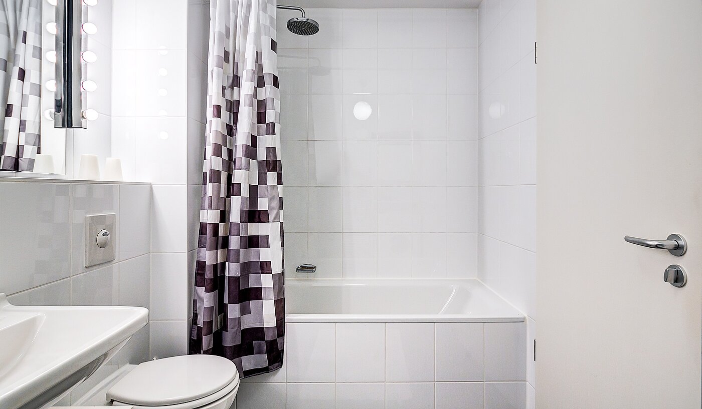 Etagenwohnung mit 2.5 Zimmern | 70020 | Modernes Bad...