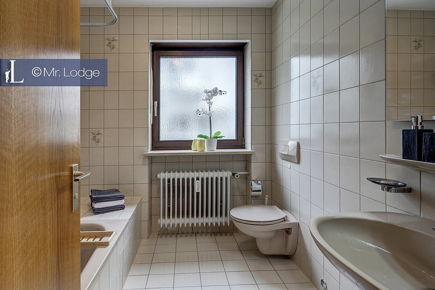 Erdgeschosswohnung mit 2 Zimmern | München-Harlaching | 1704ML6 | Bad mit Fenster