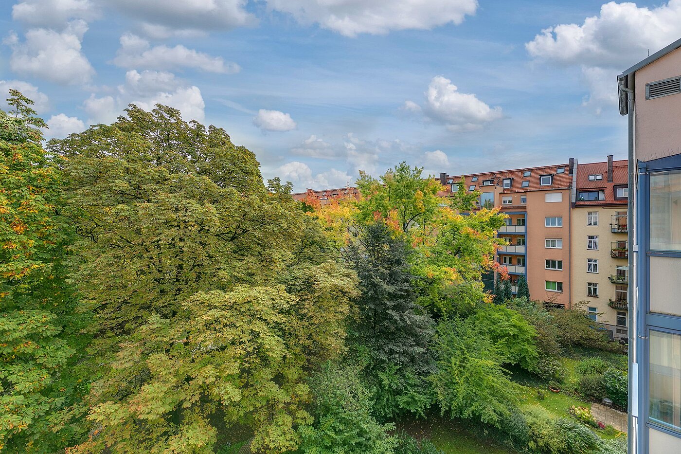 Etagenwohnung mit 3 Zimmern | München-Au | 1909ML8 | ...parkähnlichen Innenhof