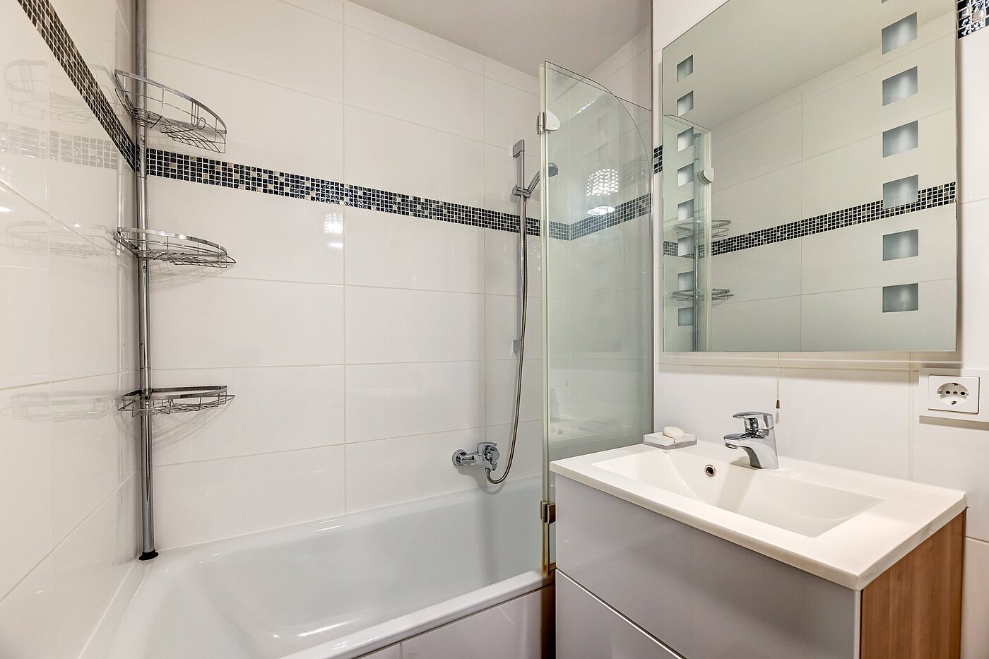 Etagenwohnung mit 2 Zimmern | München-Sendling | 2106ML2 | ...mit Badewanne