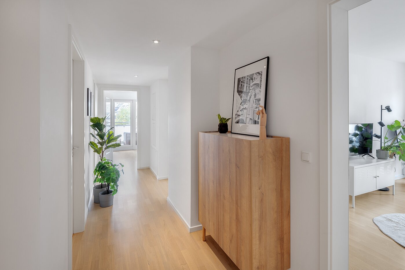 Etagenwohnung mit 3 Zimmern | München-Ludwigsvorstadt | 70488 | Schöner Flur