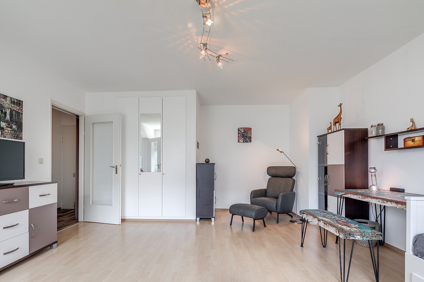 Etagenwohnung mit 1 Zimmer | München | 70456 | Wohnzimmer