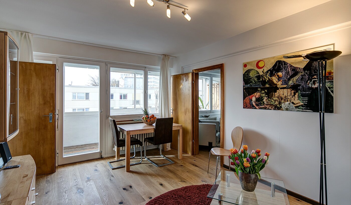 Etagenwohnung mit 1.5 Zimmern | München-Obergiesing | 70136 | Freundlicher Essplatz mit...