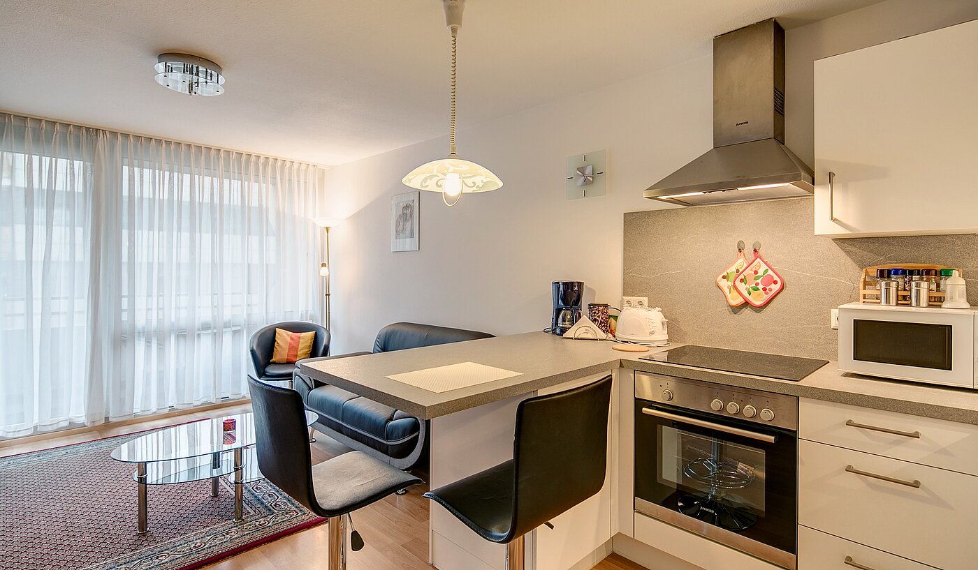 Etagenwohnung mit 1 Zimmer | München-Berg am Laim | 2207ML6 | ...mit Esstheke