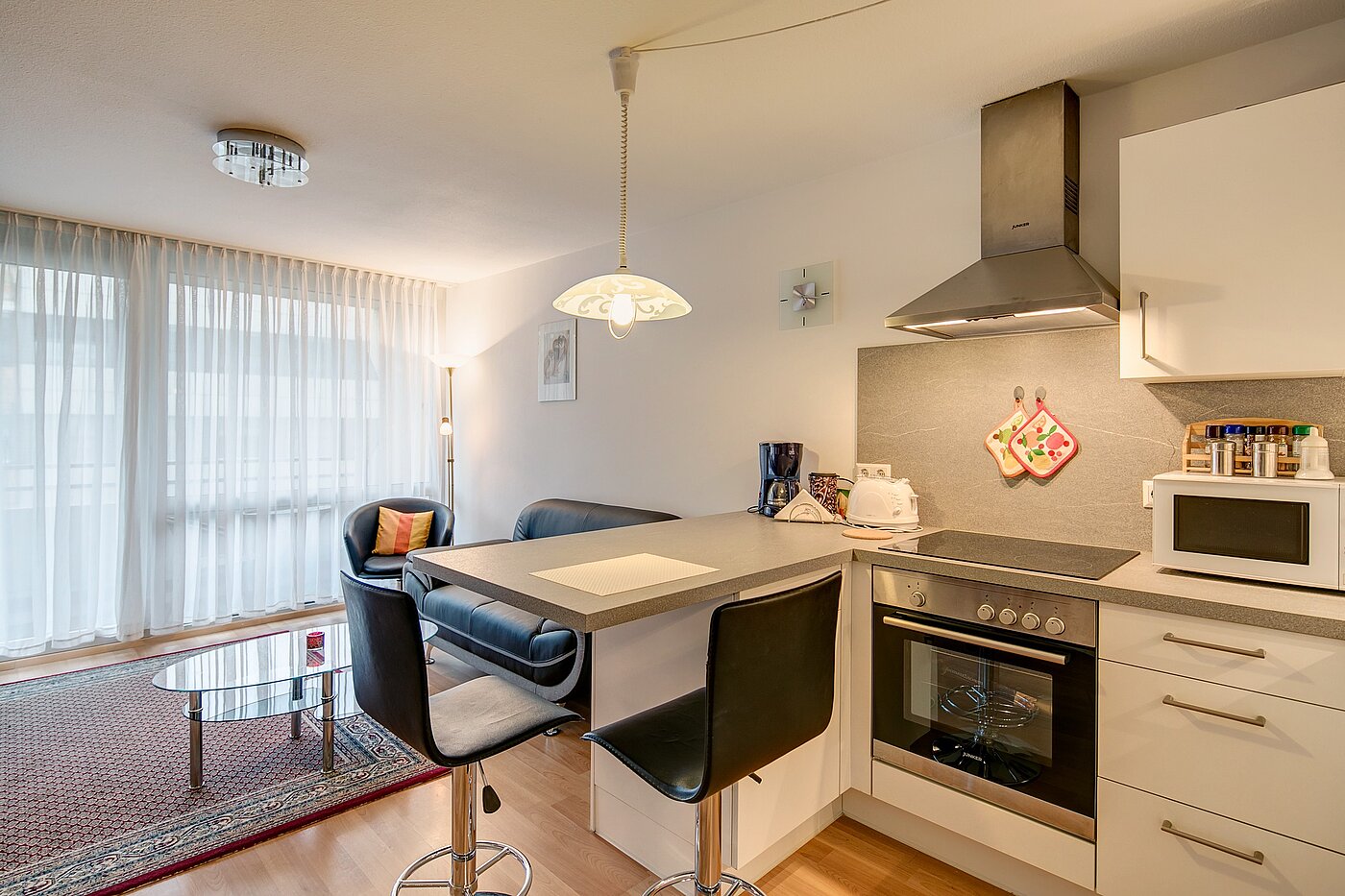 Etagenwohnung mit 1 Zimmer | München-Berg am Laim | 2207ML6 | ...mit Esstheke