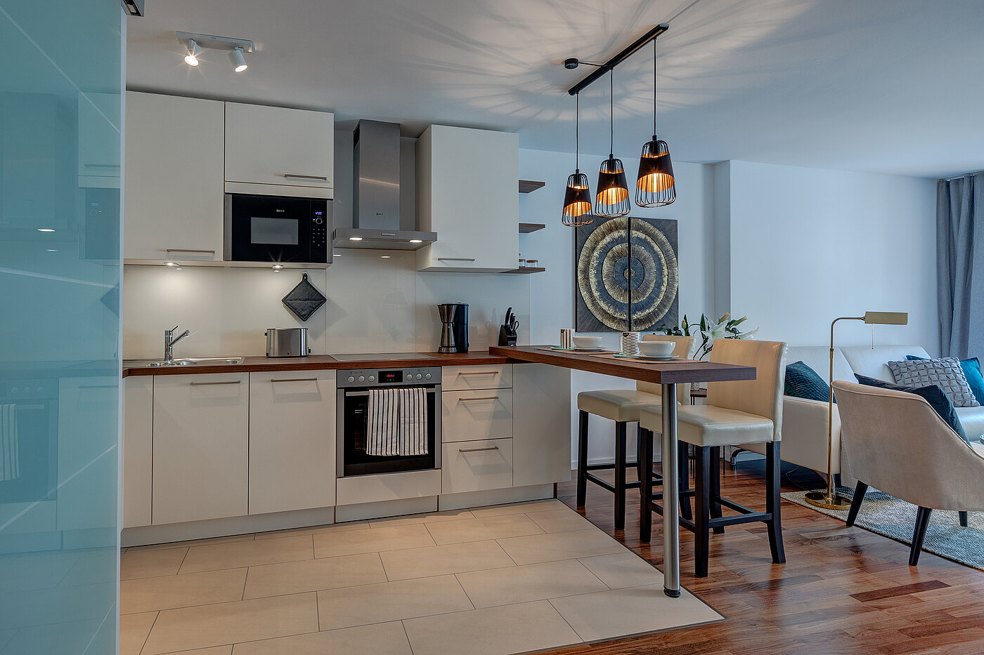 Etagenwohnung mit 2 Zimmern | München-Schwabing | 70434 | Offene Küche mit...