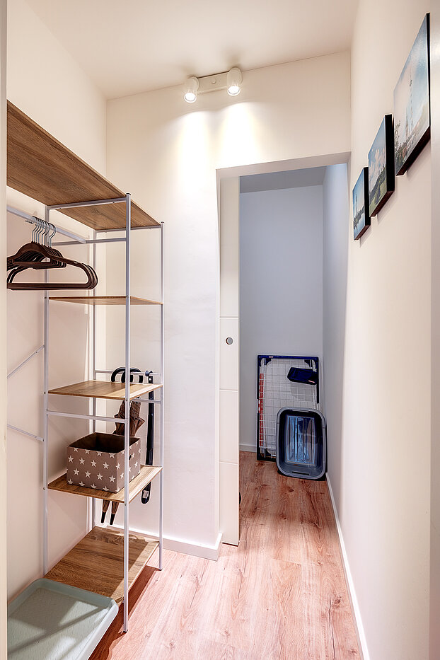 Etagenwohnung mit 3 Zimmern | Unterhaching | 70421 | Praktische Abstellkammer