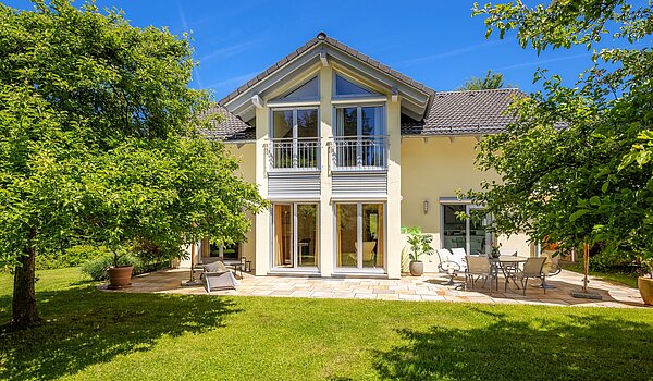 Einfamilienhaus mit 5 Zimmern | Icking | 70438 | Gartenseite