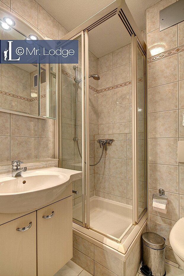 Etagenwohnung mit 2 Zimmern | Unterschleißheim | 1711ML1 | Duschbad