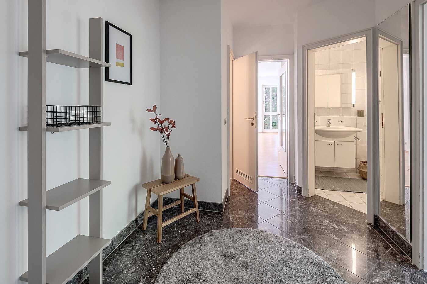 Etagenwohnung mit 3 Zimmern | München-Harlaching | 1908ML6 | Elegante Diele