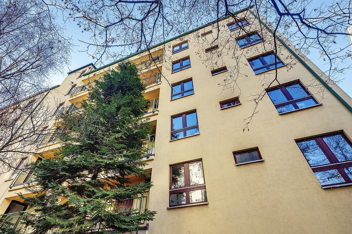 Etagenwohnung mit 2 Zimmern | München-Neuhausen | 2012ML5 | Hofansicht