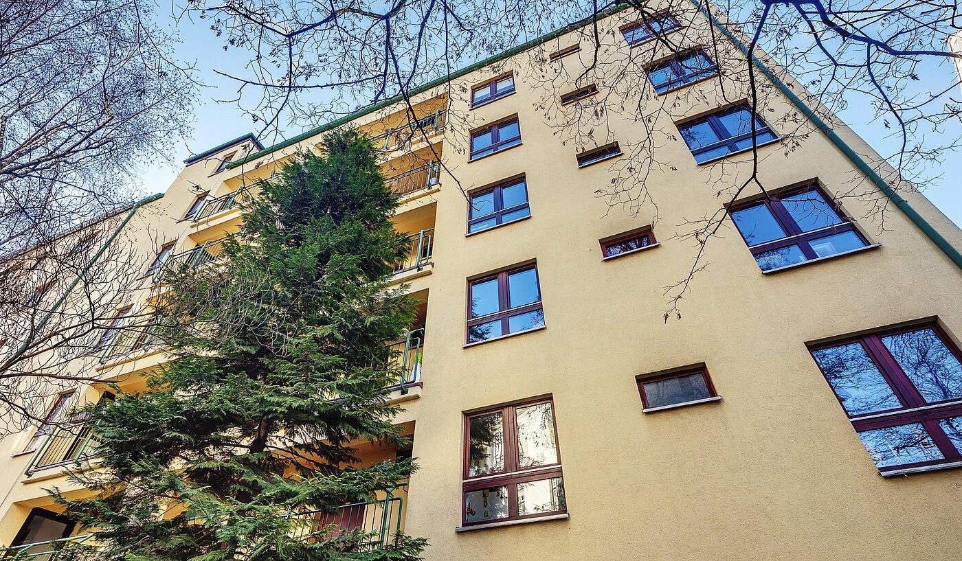 Etagenwohnung mit 2 Zimmern | München-Neuhausen | 2012ML5 | Hofansicht