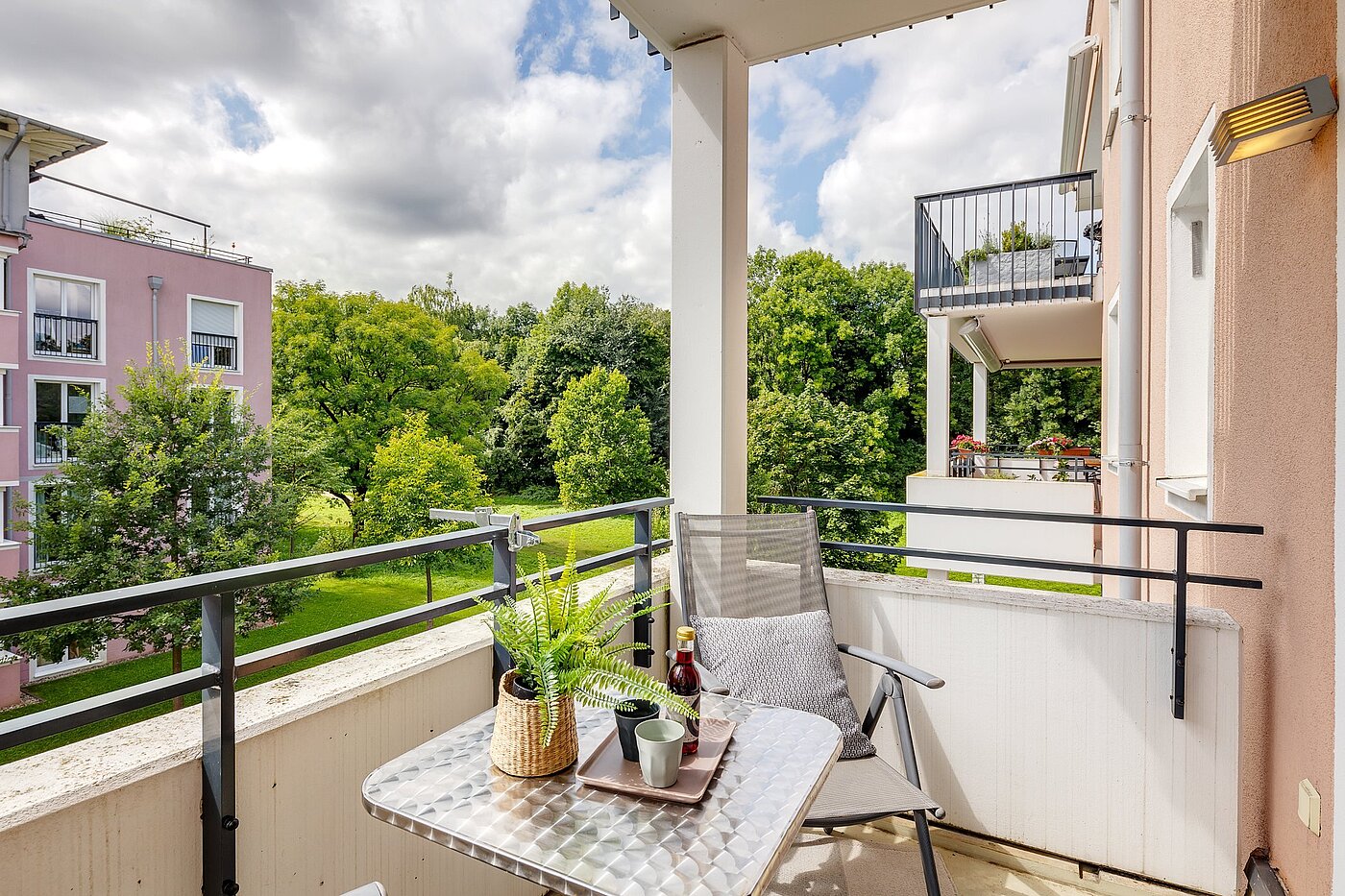 Etagenwohnung mit 1 Zimmer | München-Pasing | 2108ML2 | Blick ins Grüne