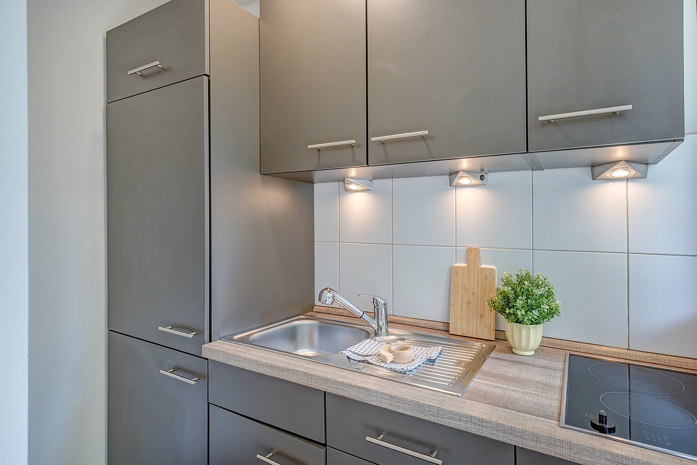 Etagenwohnung mit 1 Zimmer | München-Ramersdorf | 70416 | Küche...
