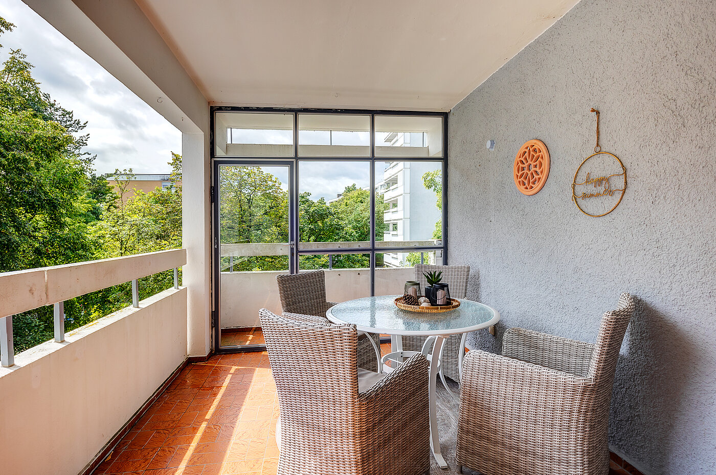 Etagenwohnung mit 3 Zimmern | Unterhaching | 70421 | ...zur sonnigen...