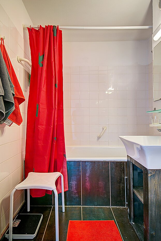Etagenwohnung mit 1 Zimmer | München-Schwabing | 70079 | ...mit Badewanne