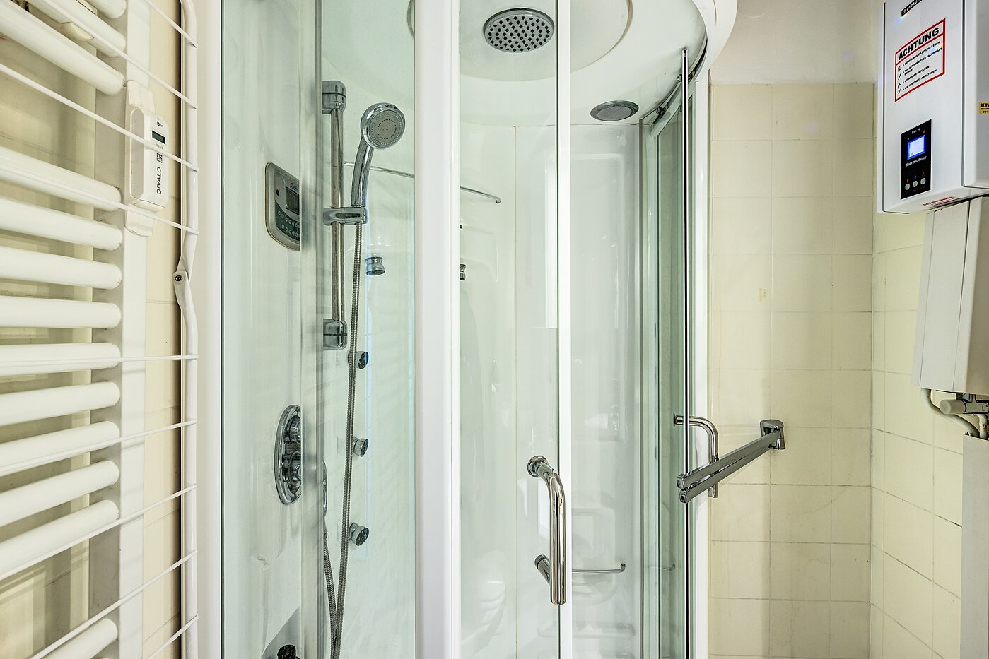 Hochparterre mit 1 Zimmer | München-Bogenhausen | 70301 | Dusche