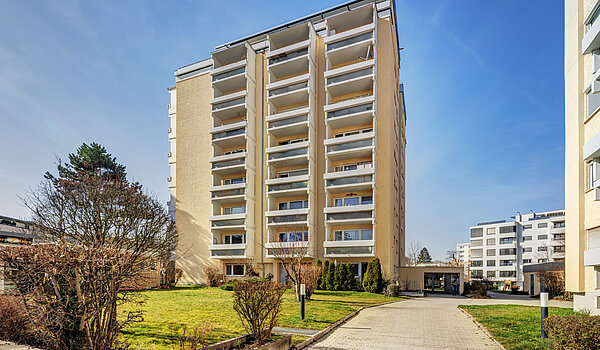 Etagenwohnung mit 2 Zimmern | München-Moosach | 70407 | Außenansicht