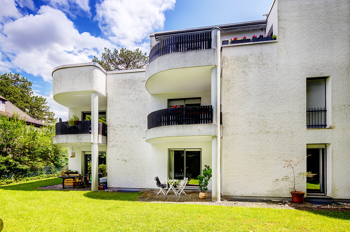 Erdgeschosswohnung mit 2.5 Zimmern | 70018 | Gartenansicht