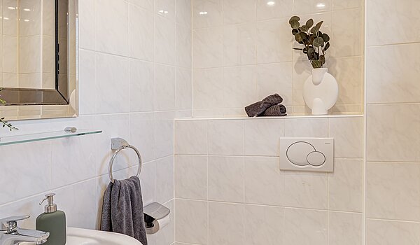 Reihenmittelhaus mit 5 Zimmern | Unterschleißheim | 70187 | Gäste-WC